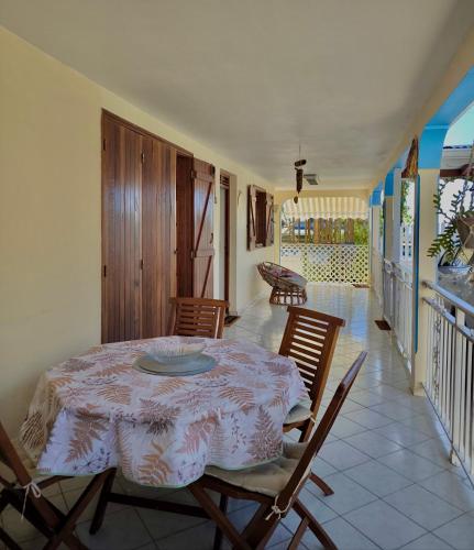 Bel Peyi - Bas de Villa T4 Proche de la Plage in Bouillante