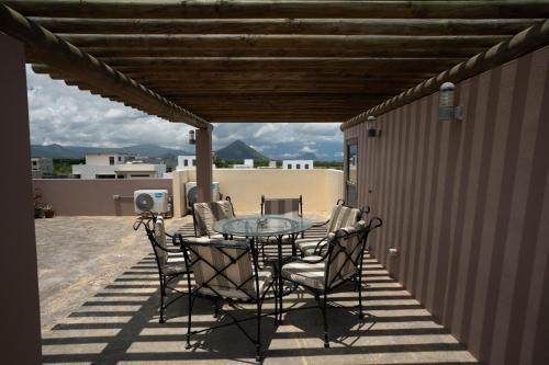Modern Villa with Private Rooftop