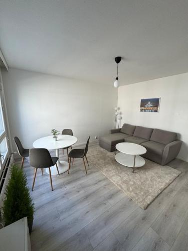 2 bedroom condo with a balcony in the center of Helsinki, Helsinki (Foto 3)