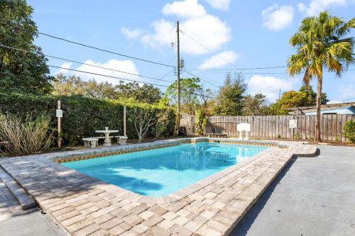 Orlando Airport Vacation Home Pet Friendly near Barry University School of Law