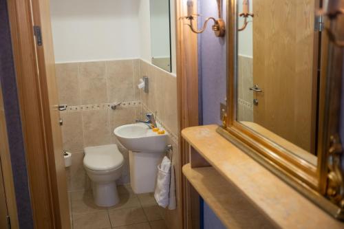 Hellidon Lakes Hotel - image 3