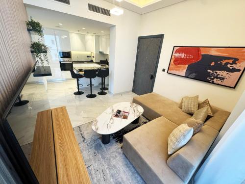 Great deal Magnificent Brand New with Private PooL, Dubaï (photo 2)