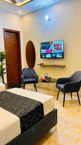 Holiday Guest House Lahore - image 13