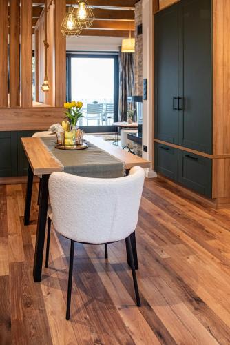 อาหารและเครื่องดื่ม, Panoráma Cottage (Panorama Cottage) in นยูล