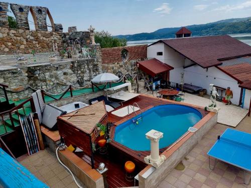 Peldbaseins, CABANA ȘTIMA - CAZANELE DUNĂRII -Șvinița (CABANA STIMA - CAZANELE DUNARII -Svinita) in Svinita