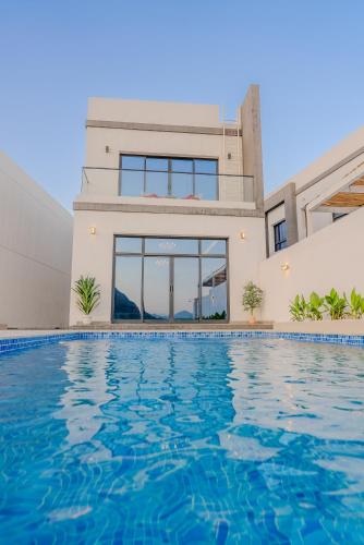 Al Dana Vitamin Sea Villa By Gesamar Holiday Home - Exterior view