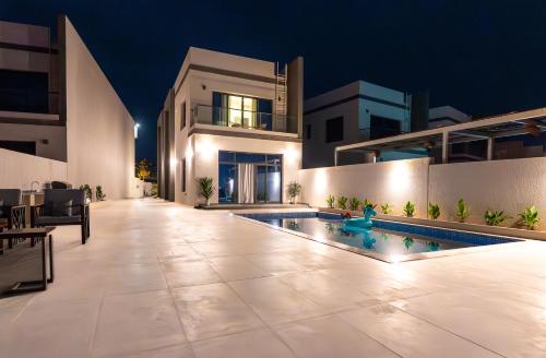 Al Dana Vitamin Sea Villa By Gesamar Holiday Home - Exterior view