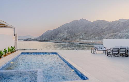 Al Dana Vitamin Sea Villa By Gesamar Holiday Home - View