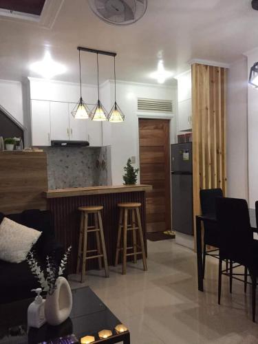 Emiliez Place