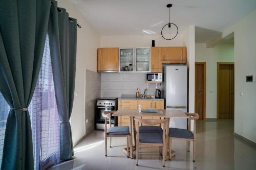Kitchen, Nifa House in Espargos