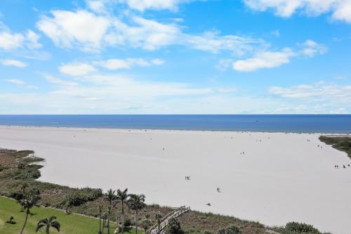 South Seas Tower 2-1205 - image 14