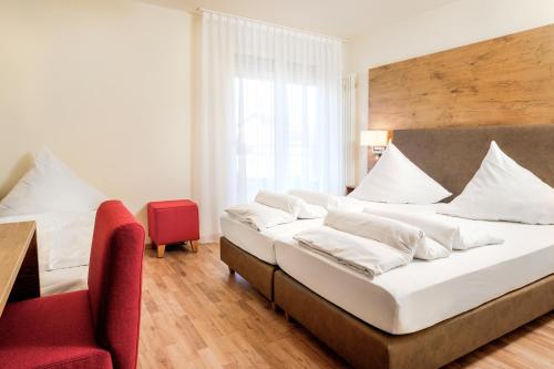 Hotel Mythos - image 2