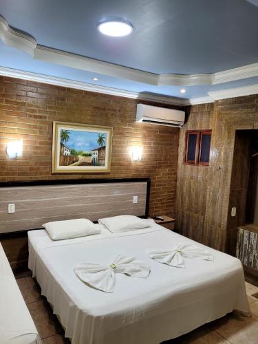 Double Room image 3