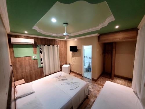 Triple Room image 3