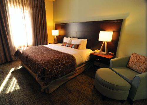 Staybridge Suites Chicago-Oakbrook Terrace, an IHG Hotel