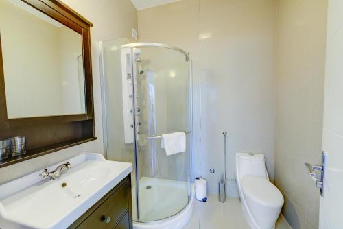 Two-Bedroom Apartment image 8