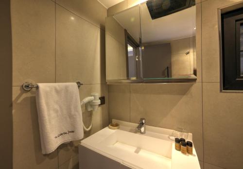 The Capital Suites - image 14