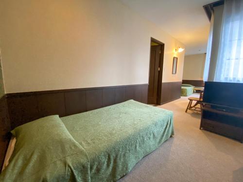 room detail thumbnail 0