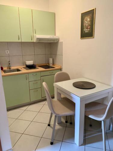 Apartments Lepur in فوديس