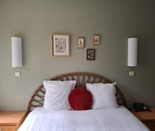Hostellerie Du Lys Hotel de charme Asnières-sur-Oise