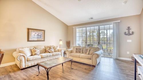 1033 River Crossing Condo in North Myrtle Beach, USA
