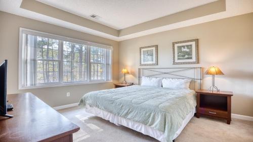 1033 River Crossing Condo - image 8