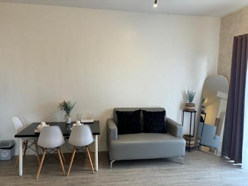 Amaia Parkway Condominium in Nuvali Amaia Parkway Condominium in Nuvali