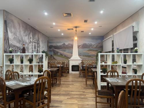 Étterem, Hostal Restaurante Central in Virgen Del Camino