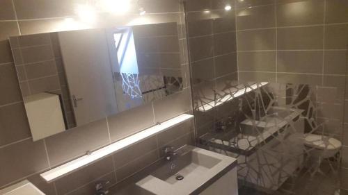 Suite place de l'Etoile, Страсбург (фото 10)