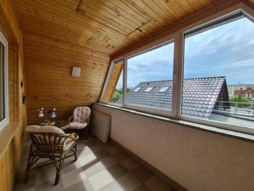 陽台/露台, Ruhiges Stadtdomizil - Wohnkomfort in der Vier-Tore-Stadt in 新勃蘭登堡