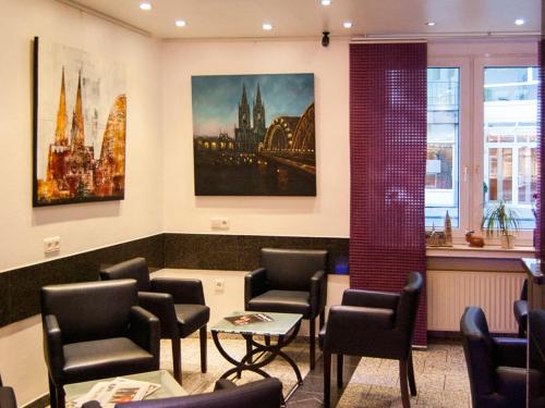 Breslauer Hof Am Dom – Cologne, IA