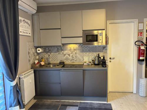 Studio Flat Policlinico G B Rossi Borgo Roma, Verona (photo 11)