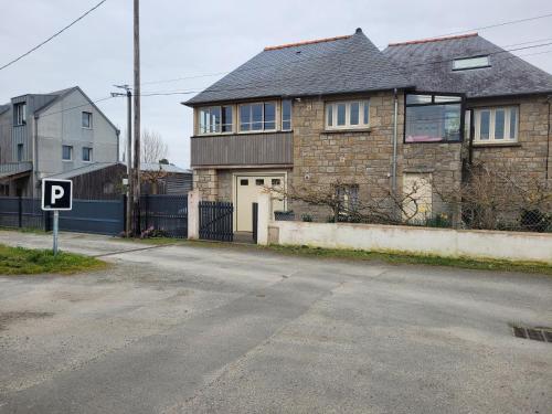 saint lunaire in ดีนาร์