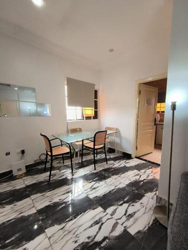 virtuve, Empress White House Accra in Tema