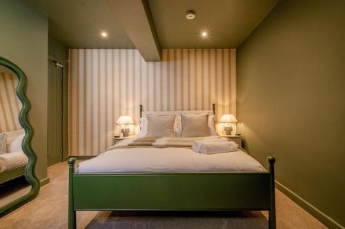 Luxury Quayside Loft Sleeps 6, Newcastle upon Tyne (photo 5)