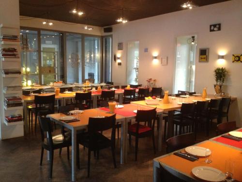 Restaurant, LABnul50 self check-in hotel Groningen in Binnenstad-Noord