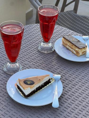 pyramids history view