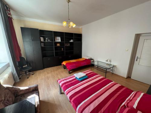 Rooms in the Center of Old Town 4