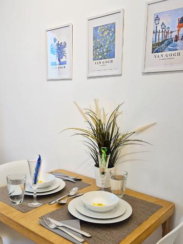 BASELiving Studio - Near ESC - Bahnhof SBB - St Jakob, Basilea (foto 5)