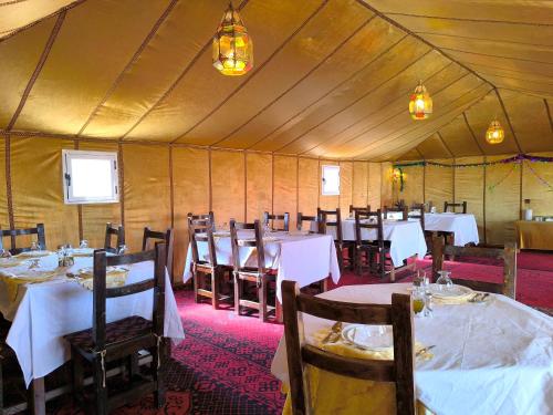 Étterem, Luxury Bega Camp in Khamlia