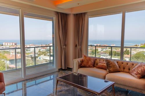 Comfort 4 bedroom villa yalova see view in Yenimahalle (Yalova)
