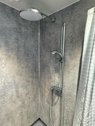 Single room with beautiful garden, Edimburgo (foto 9)