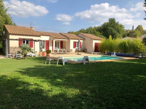 Spacieuse villa 4 chambres - Location saisonnière - Saint-Maximin-la-Sainte-Baume
