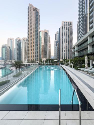 EMAAR GRANDE - Elegant 1 Bedroom Apartment - Infinity Pool - 1min to Dubai Mall and Burj Khalifa, Dubai (Foto 5)