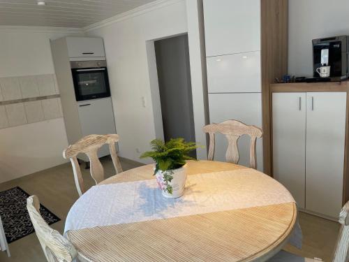 ห้องครัว, Schäferstr 43 (Schaferstr 43) in ไพเนอ