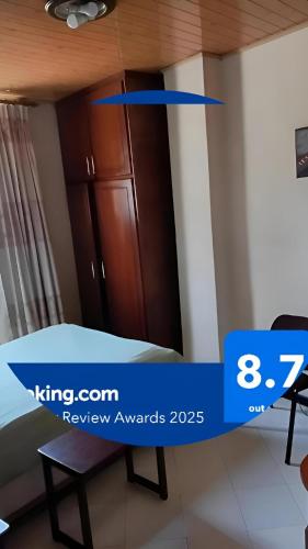 Economy Double Room image 5