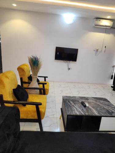 Зручності, DBaLoGuN's PlaCe -DOWNTOWN PANSEKE -OLUWO AREA in Абеокута