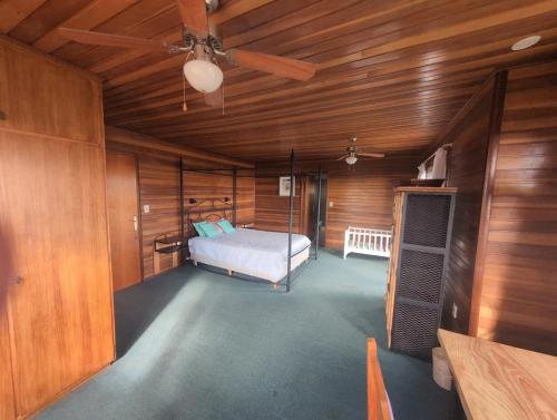 A truly amazing house by the beach in Playa Verde