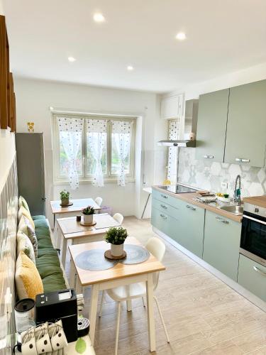 Monti Tiburtini Roma Guest House Apartment, Rom