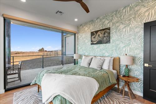 659450991 Blue Hills Ranch